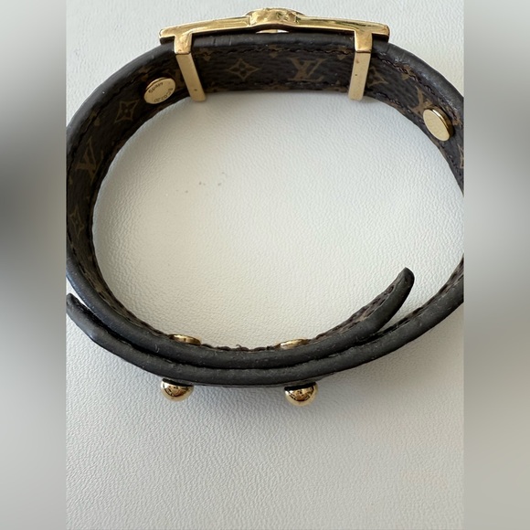 LOUIS VUITTON 
Reversible Monogram Dauphine Bracelet Black - Picture 10 of 11
